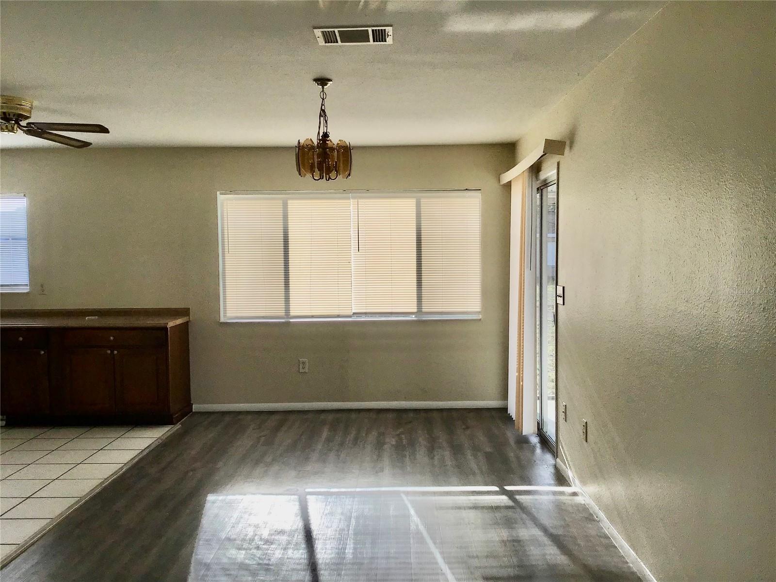 7104 GAMA CT — photo 6