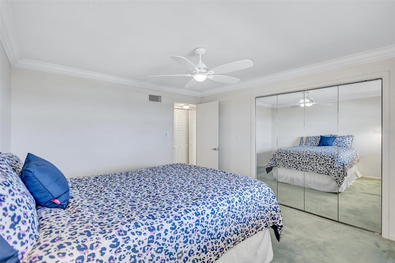 6140 MIDNIGHT PASS RD #904 — photo 41