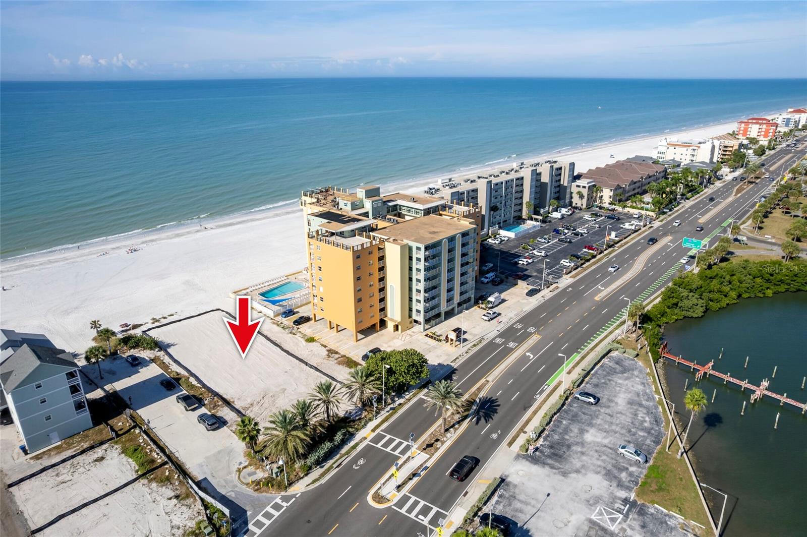 18602 GULF BLVD — photo 12