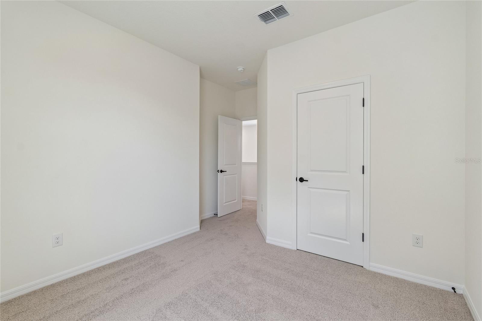 15227 EASTLYN DR — photo 21