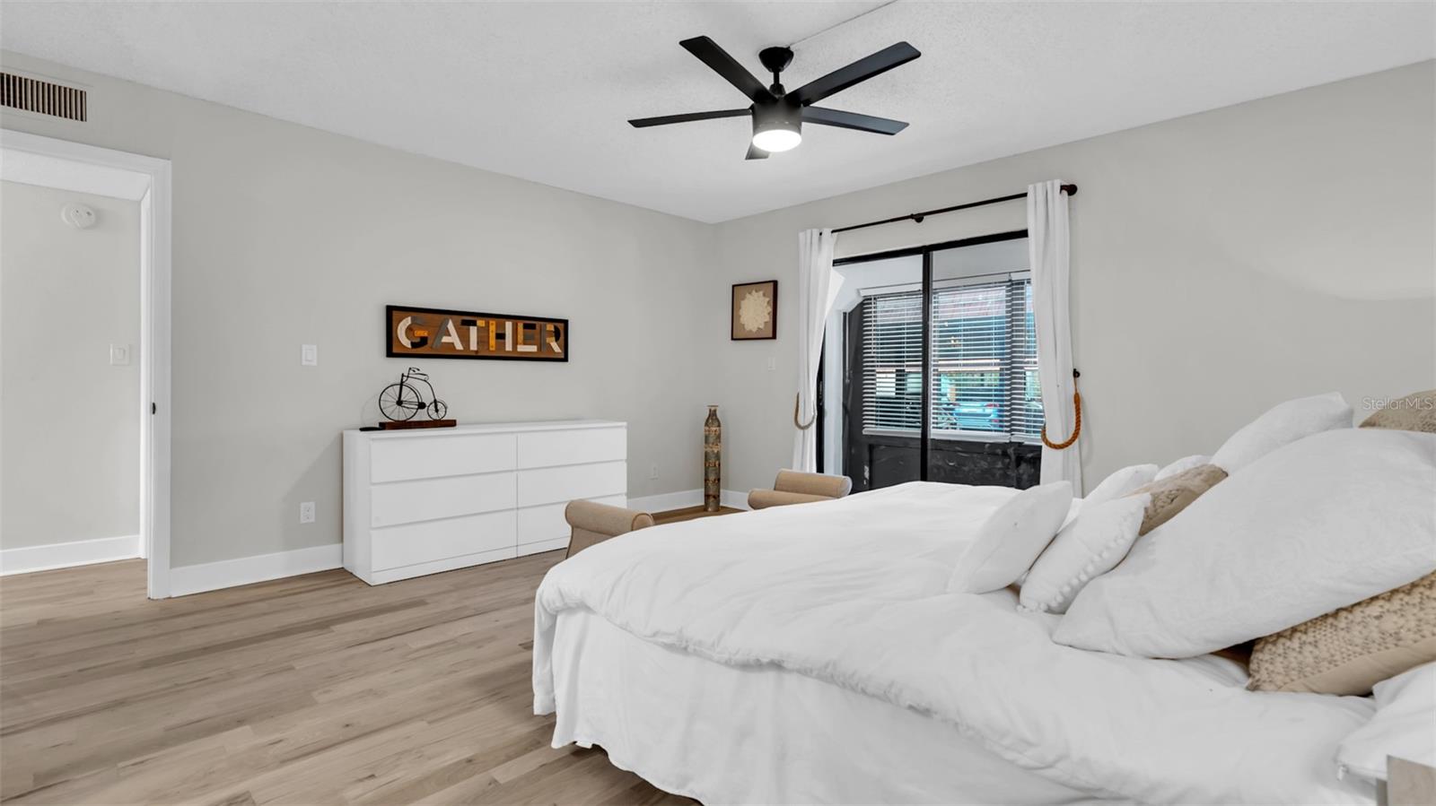 10192 SEMINOLE ISLAND DR #10192 — photo 16