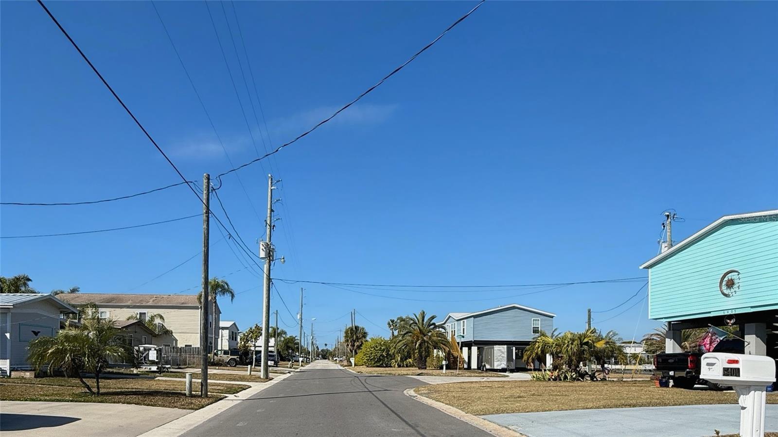 6411 TOWER DR — photo 8