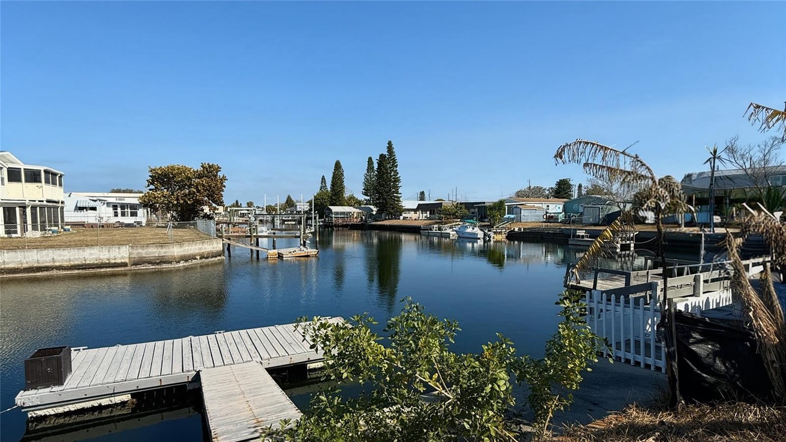 6411 TOWER DR — photo 2