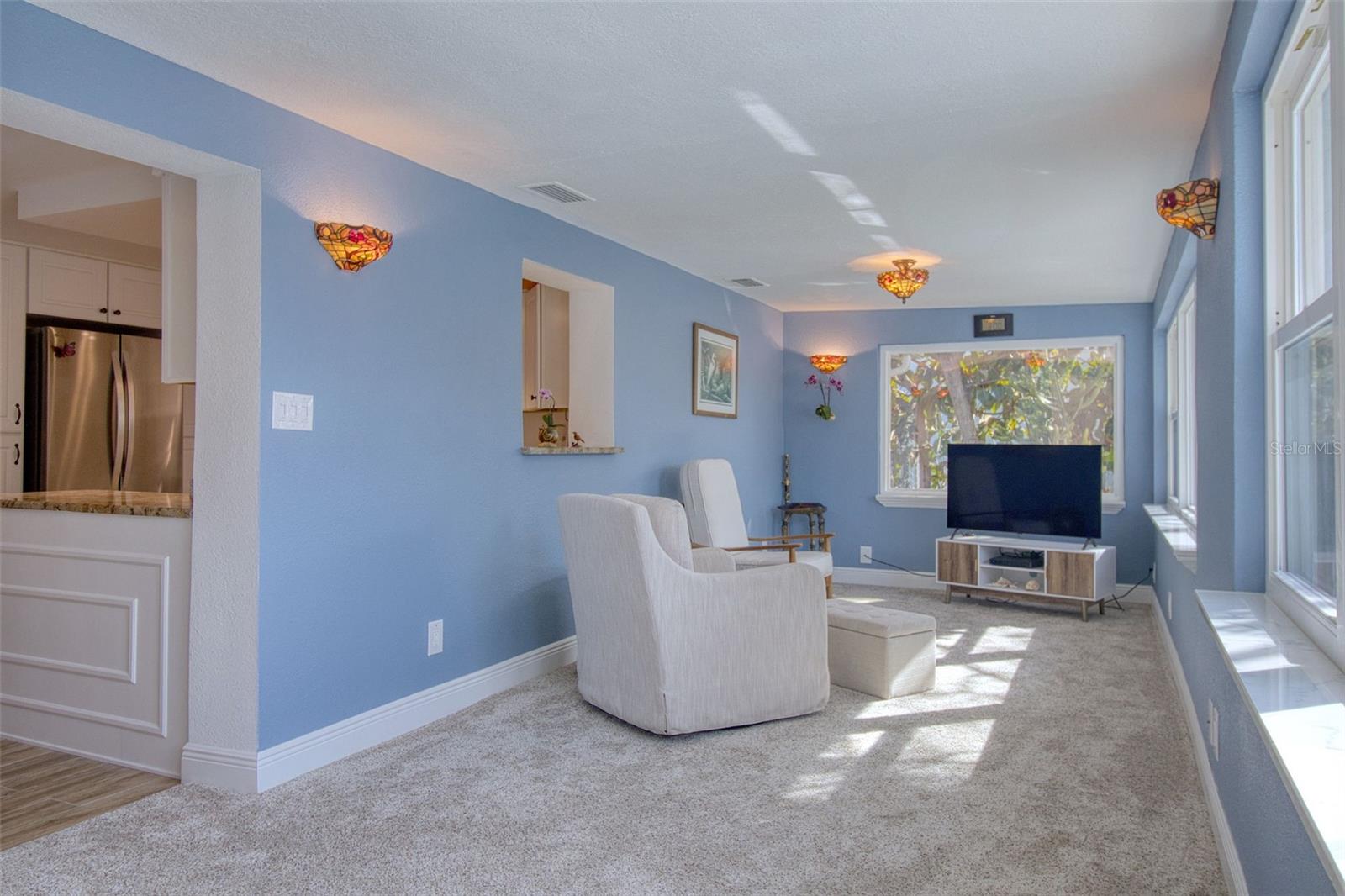 13525 MARIA DR — photo 13