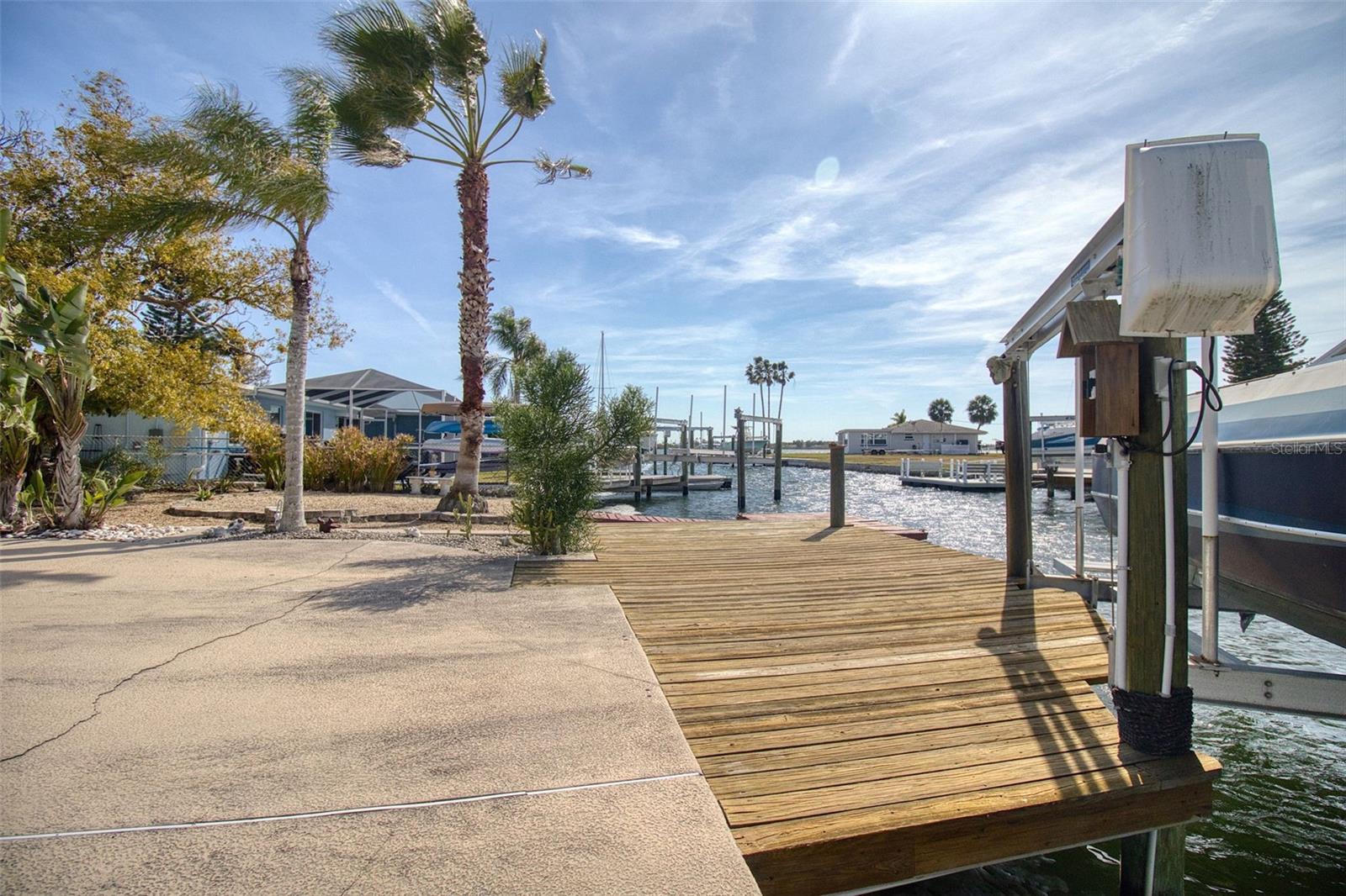 13525 MARIA DR — photo 23