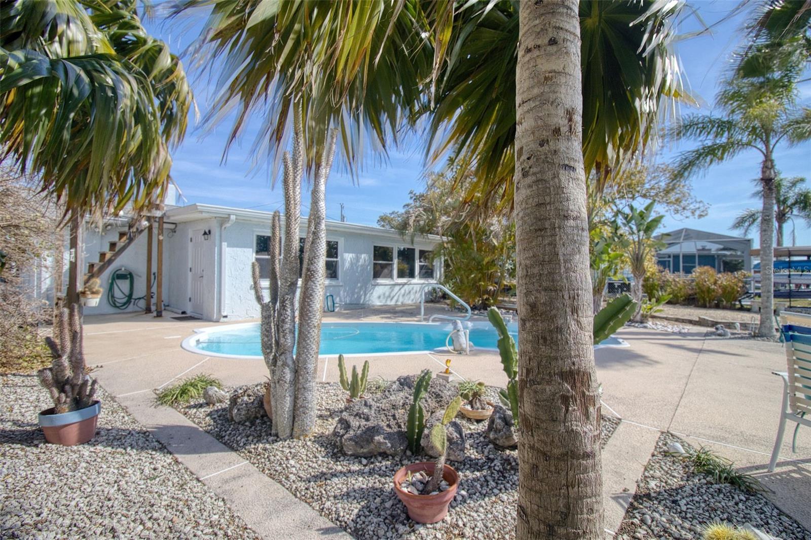 13525 MARIA DR — photo 19