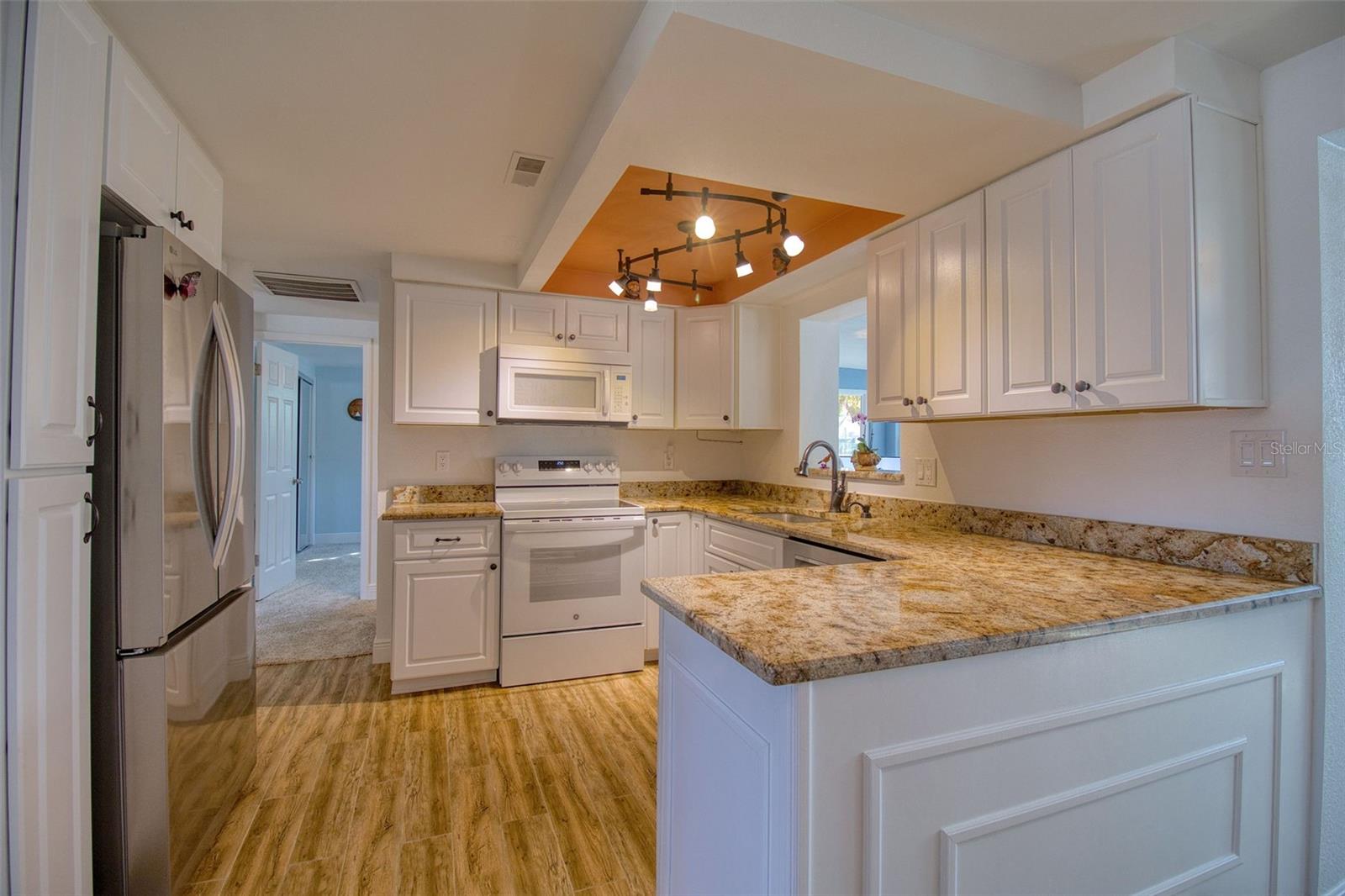 13525 MARIA DR — photo 12