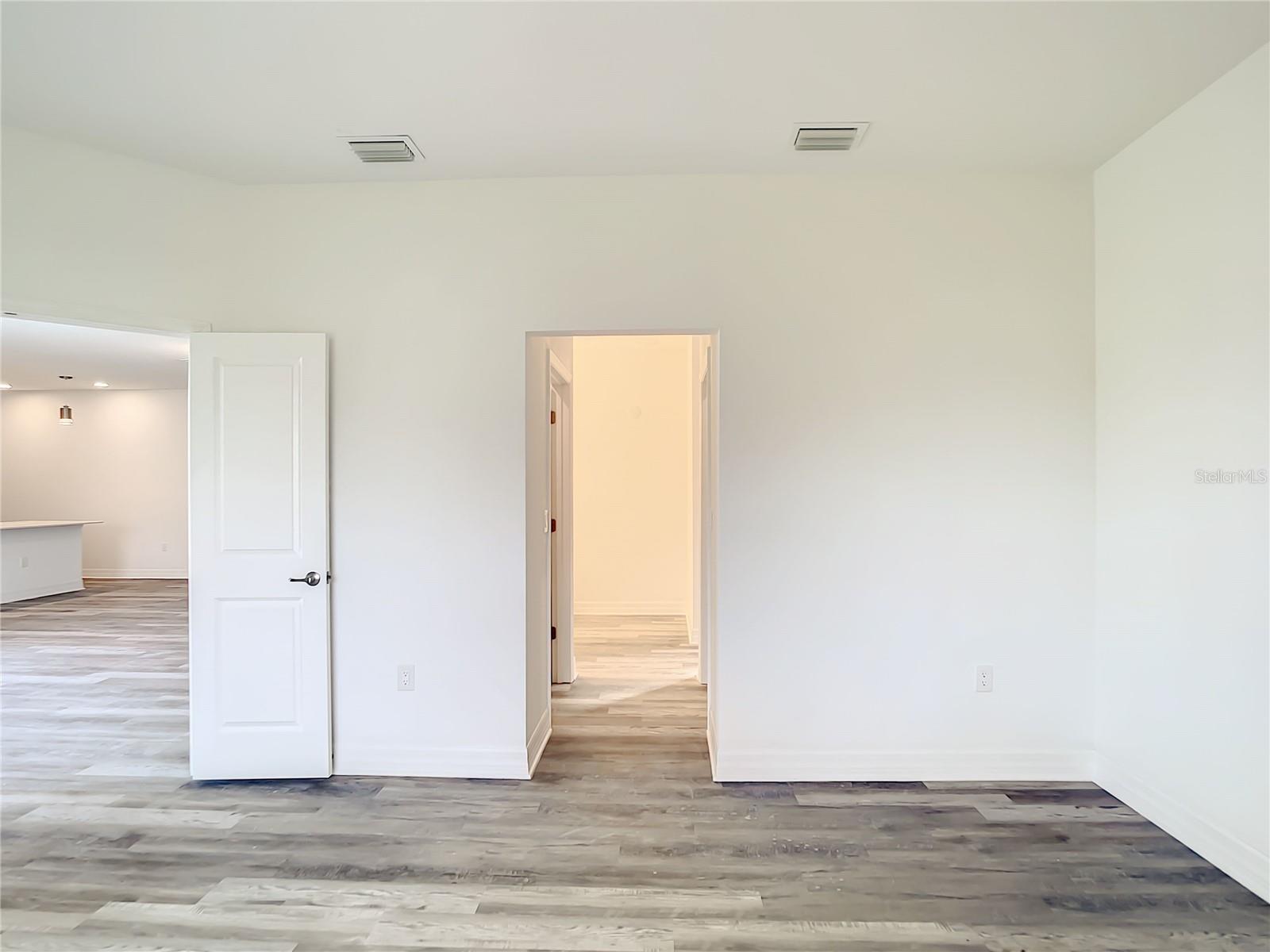 5123 WEATHERTON ST — photo 10