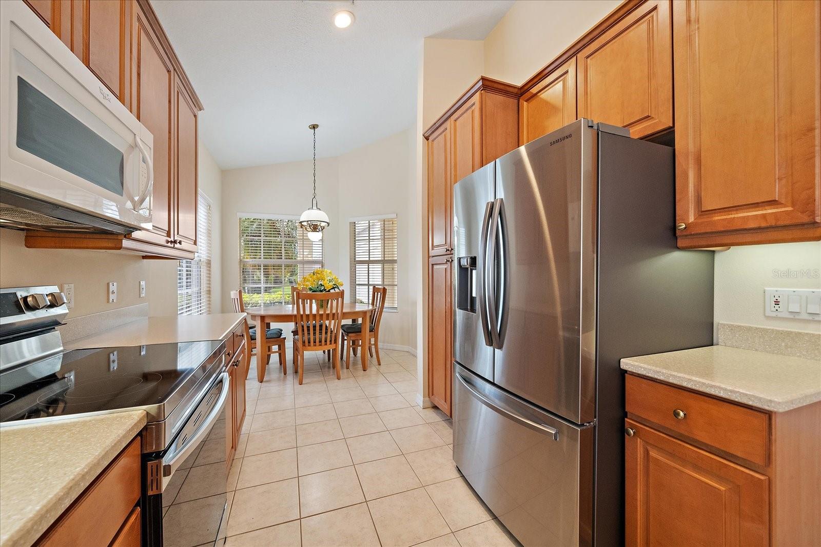 6476 ROOKERY CIR — photo 8