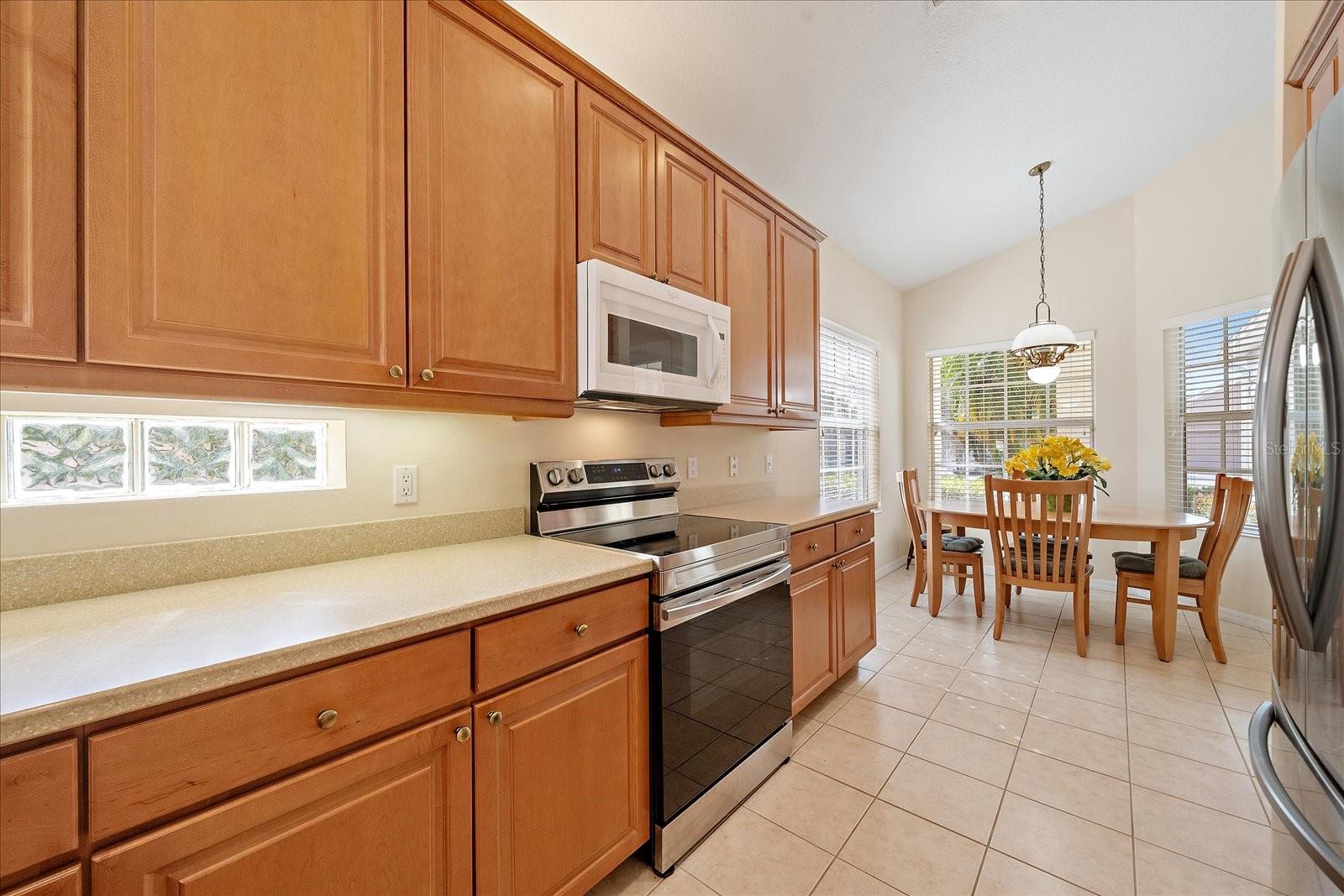6476 ROOKERY CIR — photo 7
