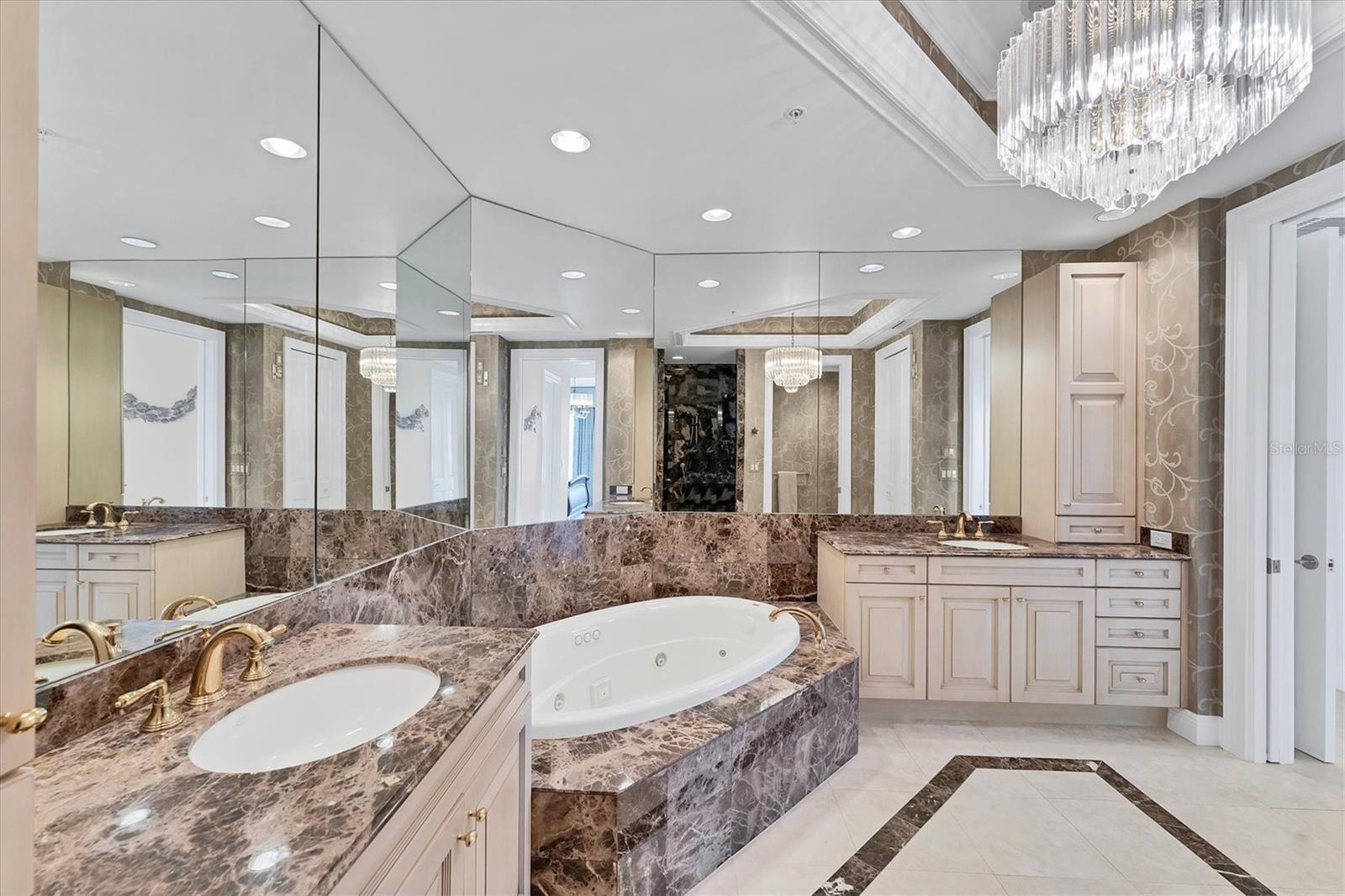 1300 BENJAMIN FRANKLIN DR #304 — photo 36