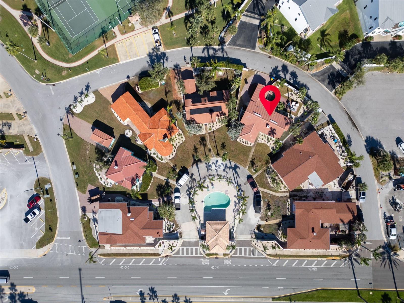16613 GULF BLVD — photo 42