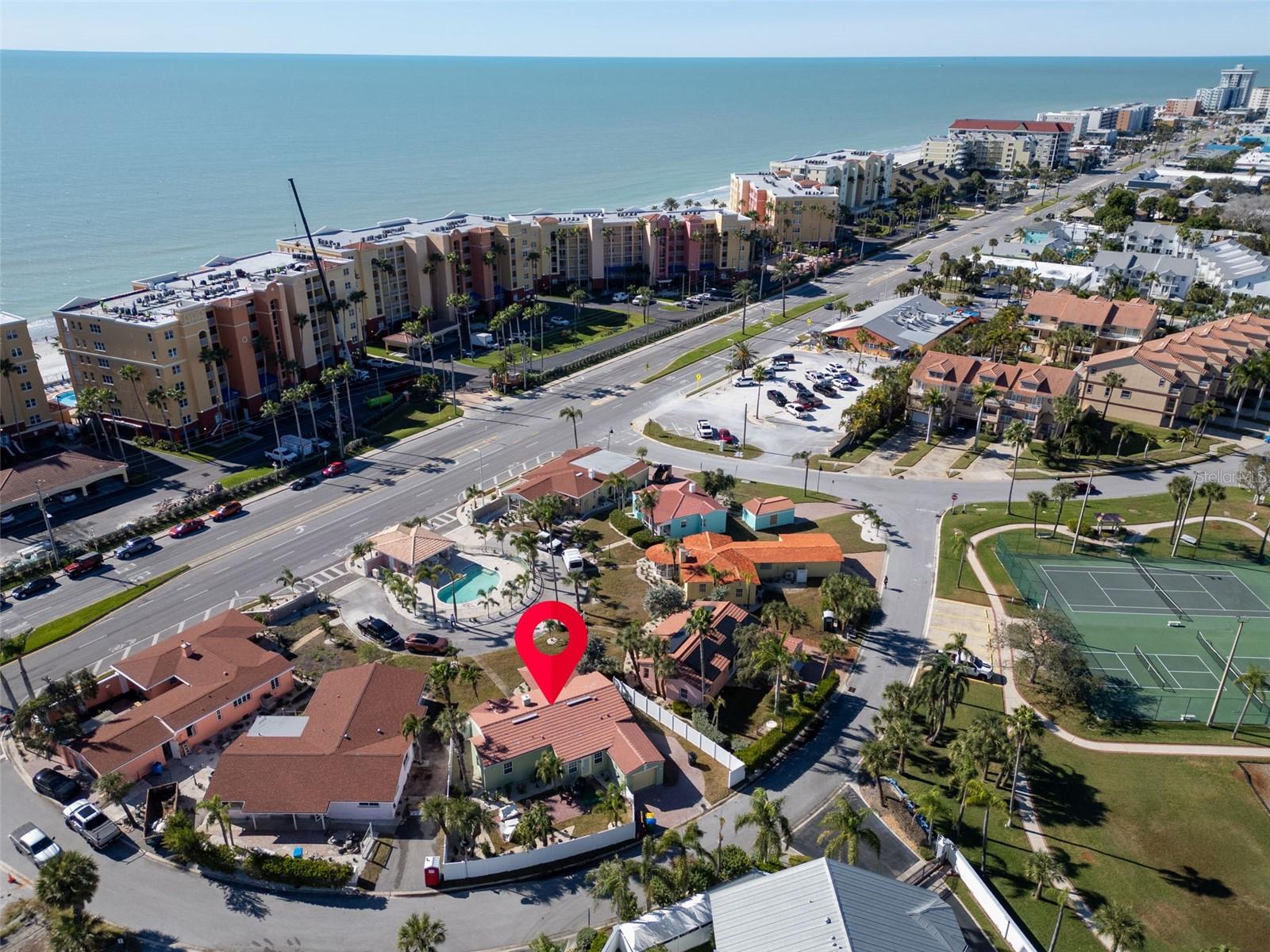16613 GULF BLVD — photo 49