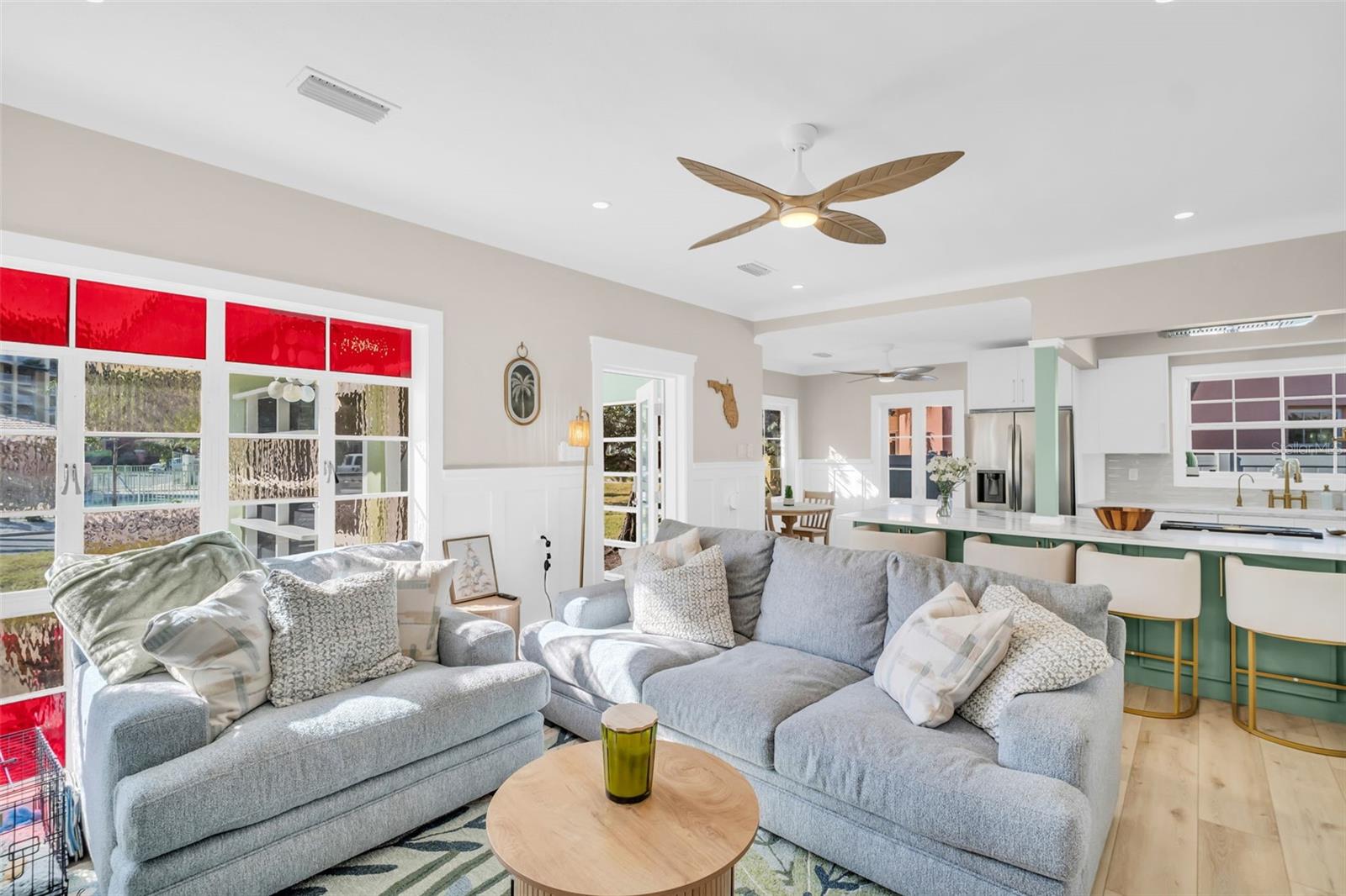 16613 GULF BLVD — photo 7