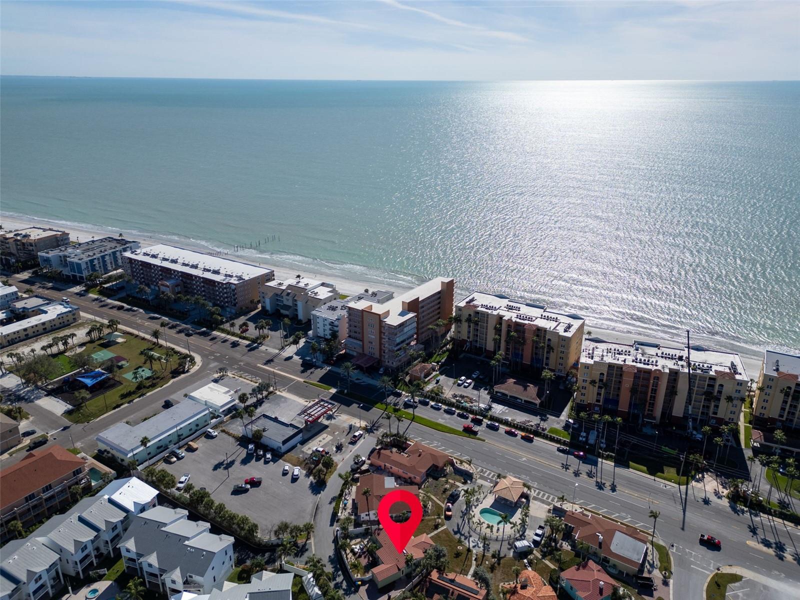 16613 GULF BLVD — photo 44