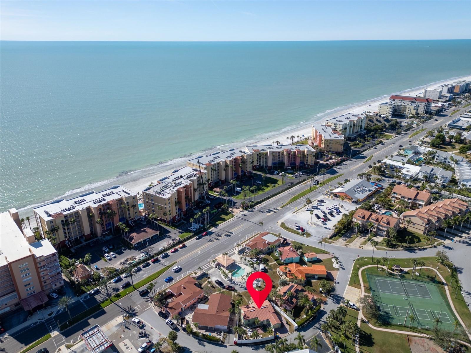 16613 GULF BLVD — photo 47