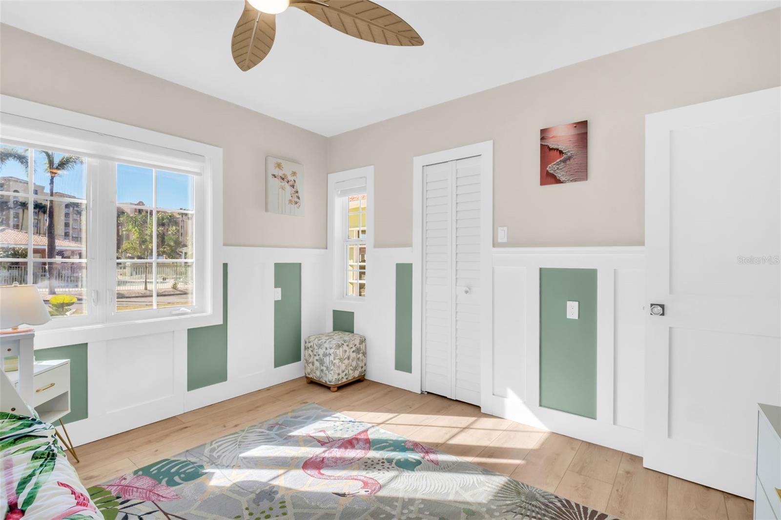 16613 GULF BLVD — photo 26