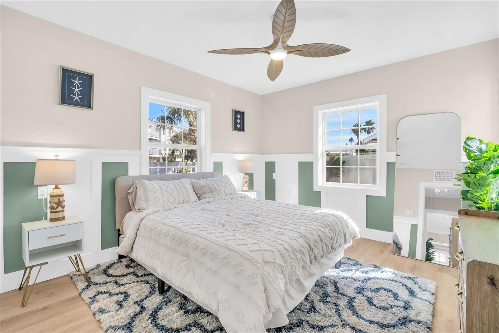 16613 GULF BLVD — photo 28