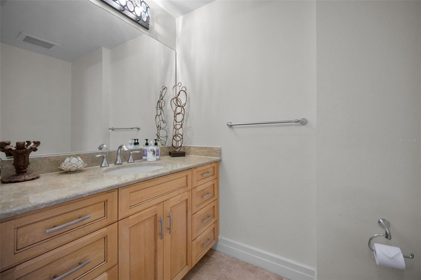 331 CLEVELAND ST #310 — photo 19