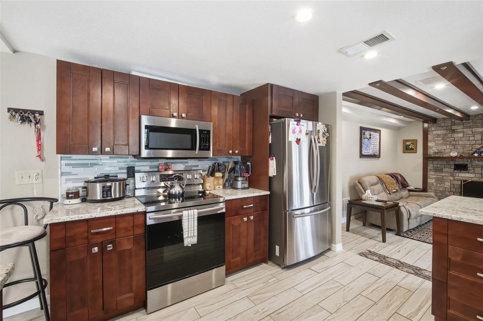 Home in NEW PORT RICHEY — photo 8