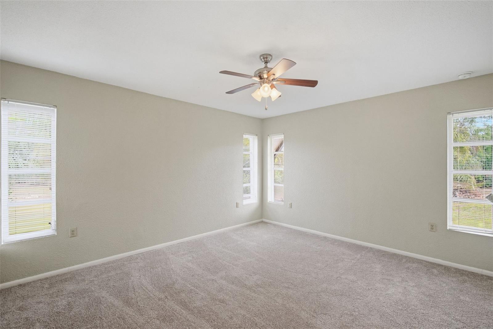 Home in NEW PORT RICHEY — photo 48