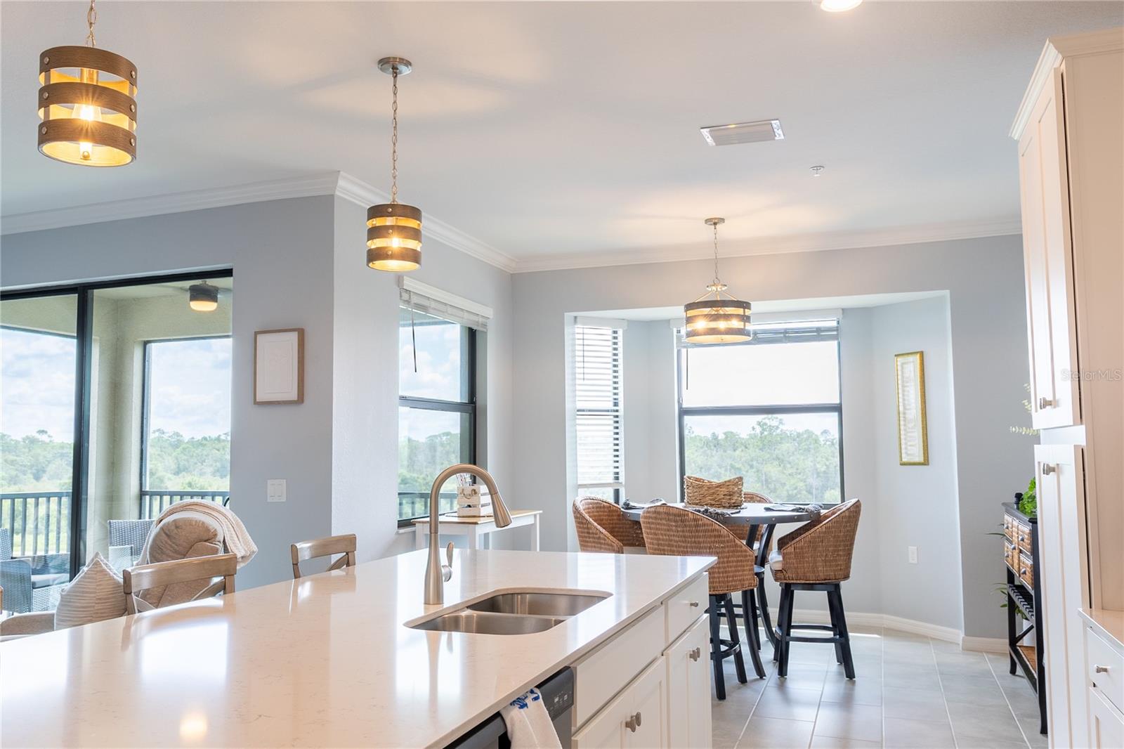 17902 GAWTHROP DR #401 — photo 6