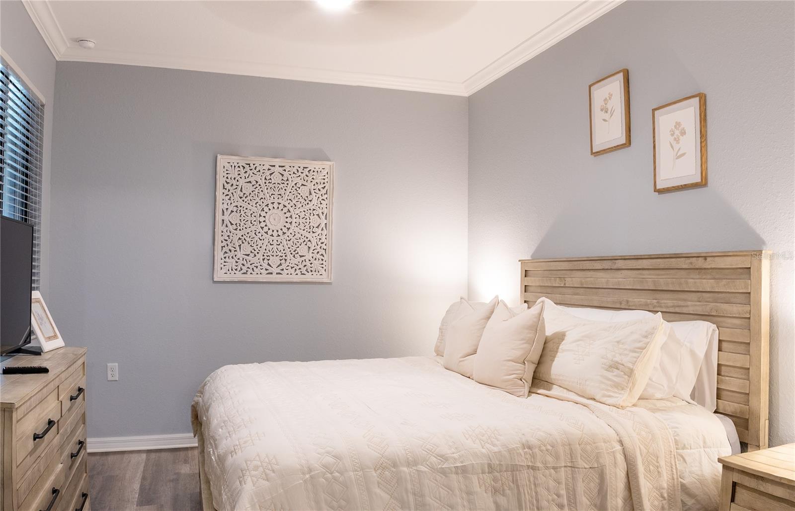 17902 GAWTHROP DR #401 — photo 11