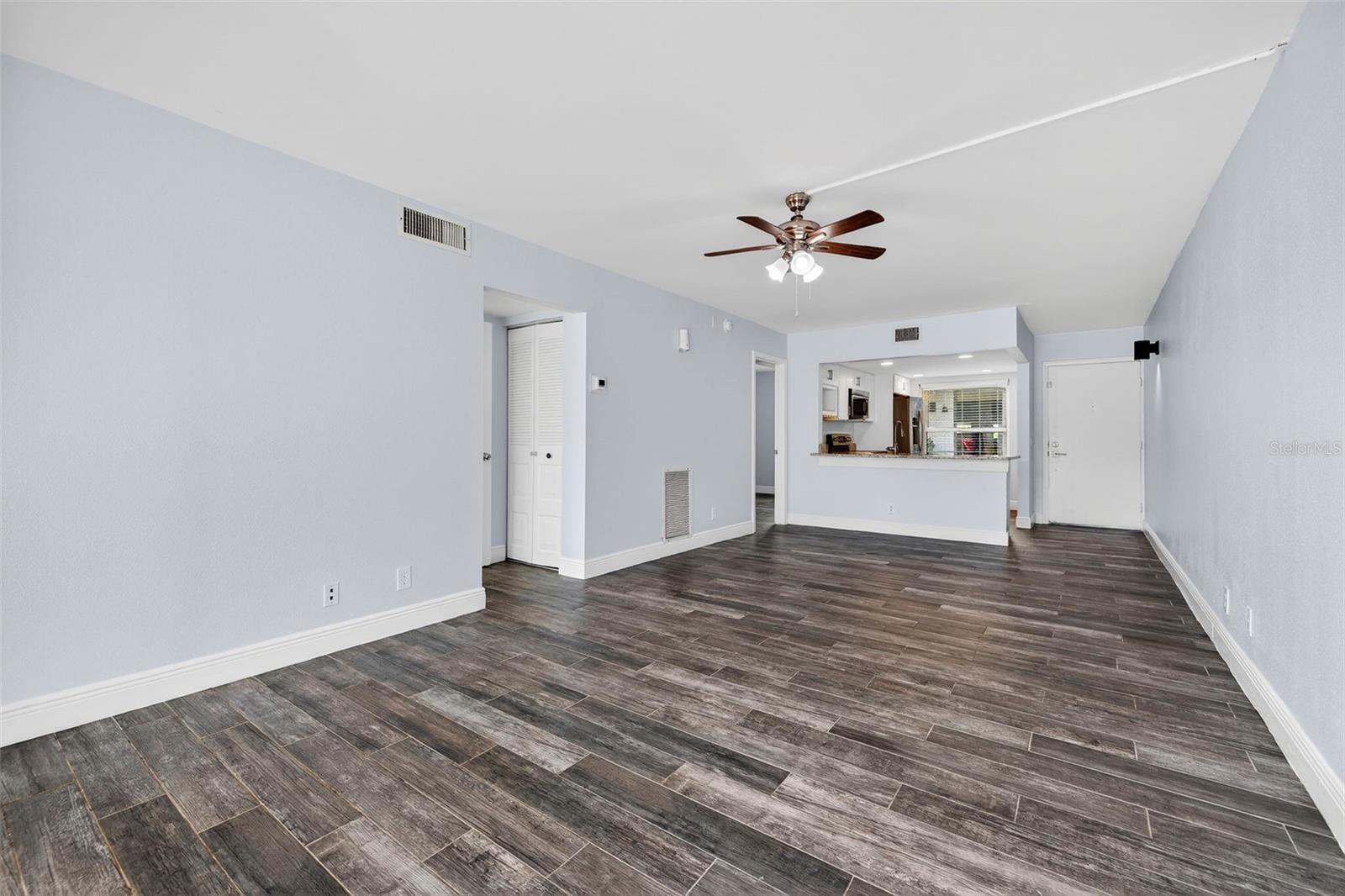 6210 SUN BLVD #112 — photo 10