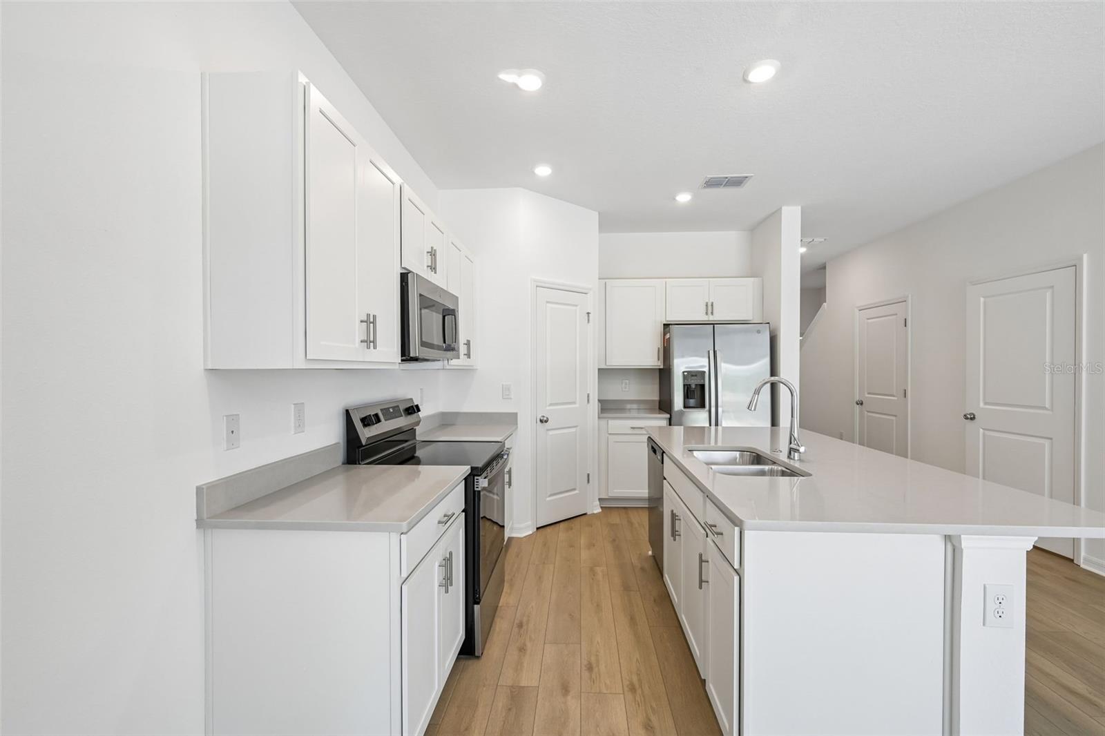 7150 GRAND FOREST WAY — photo 11