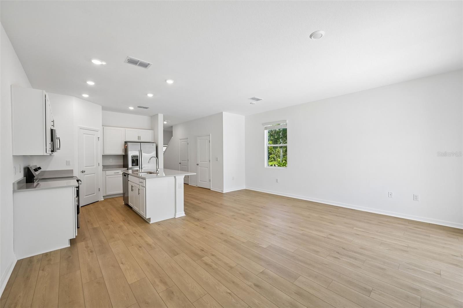 7150 GRAND FOREST WAY — photo 7