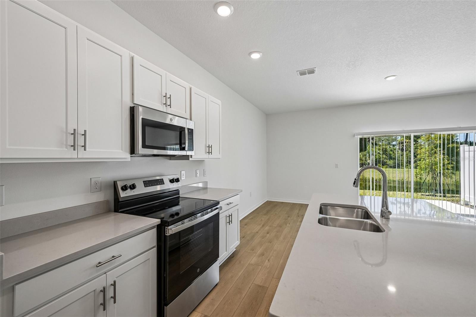 7167 GRAND FOREST WAY — photo 8