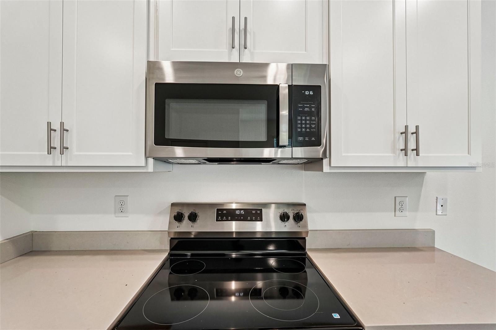 7151 GRAND FOREST WAY — photo 8