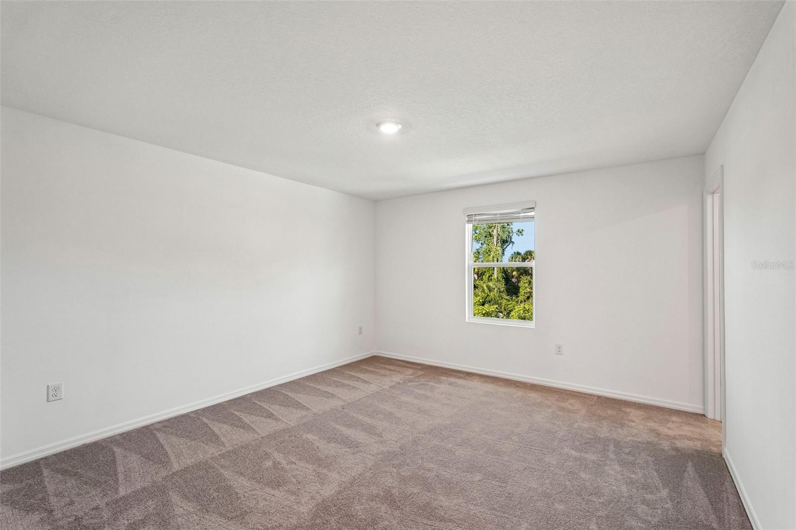 7151 GRAND FOREST WAY — photo 4