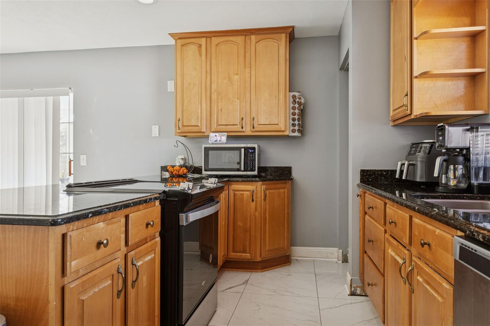1614 BERKSHIRE DR — photo 13