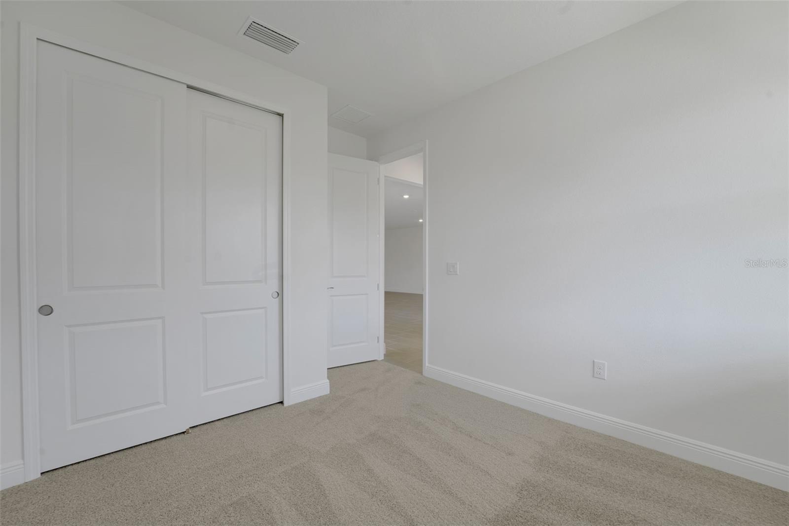 7425 SEA MANATEE ST — photo 24
