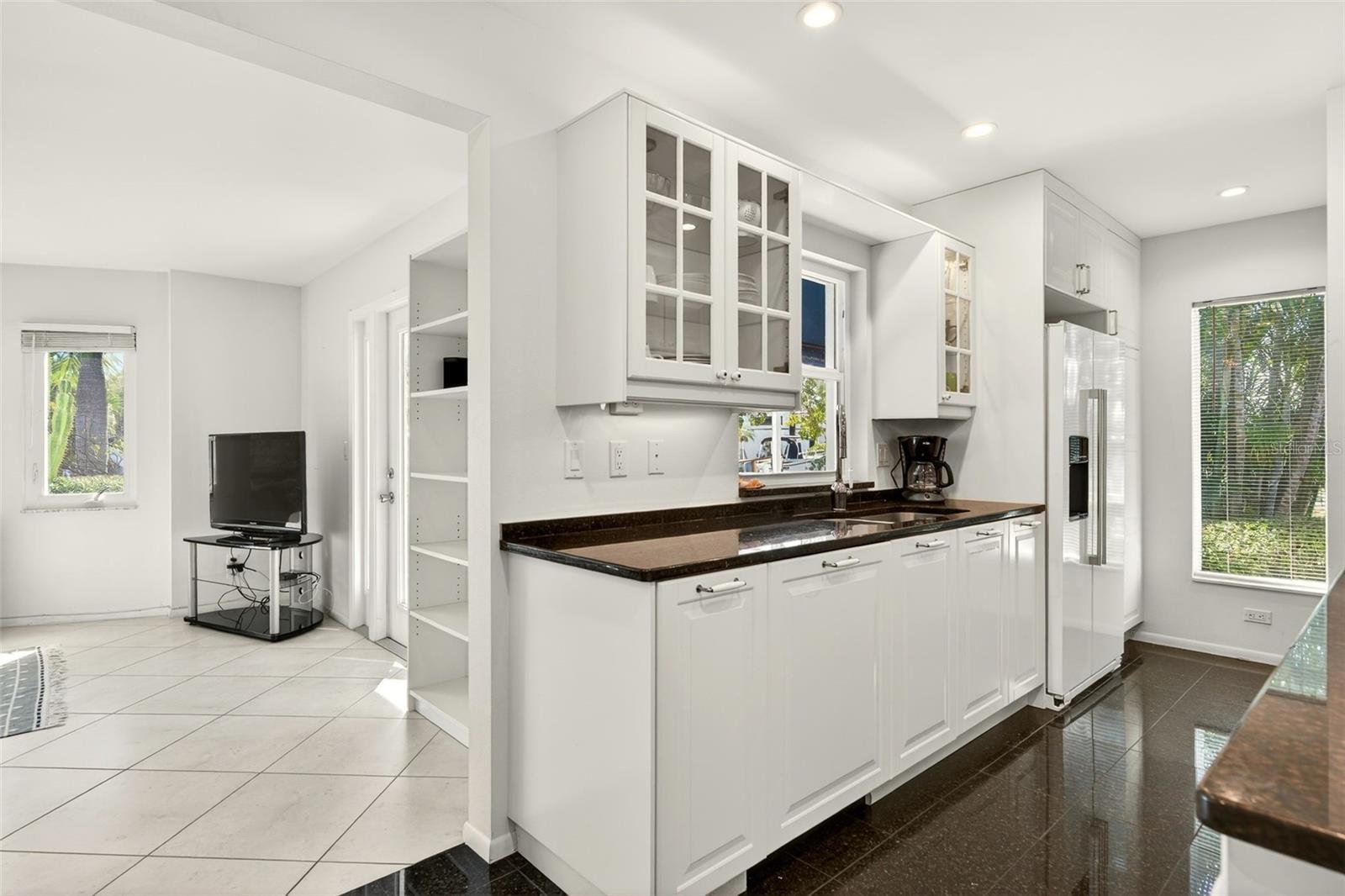 550 DE NARVAEZ DR — photo 12