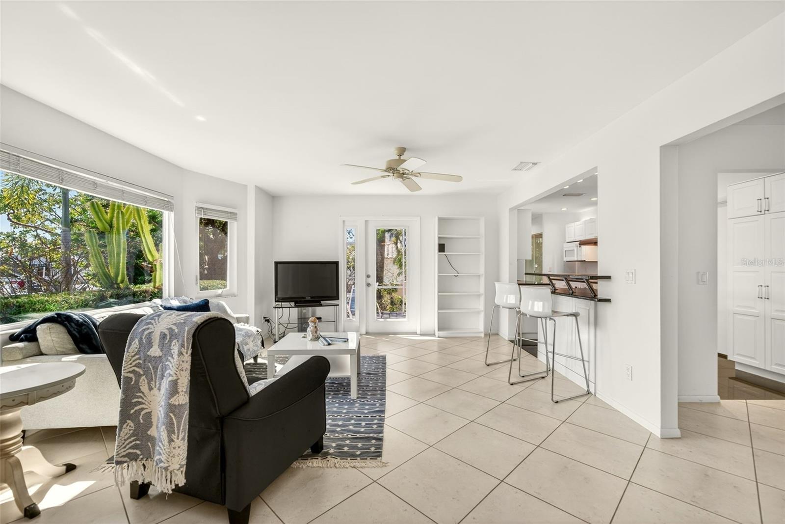 550 DE NARVAEZ DR — photo 15