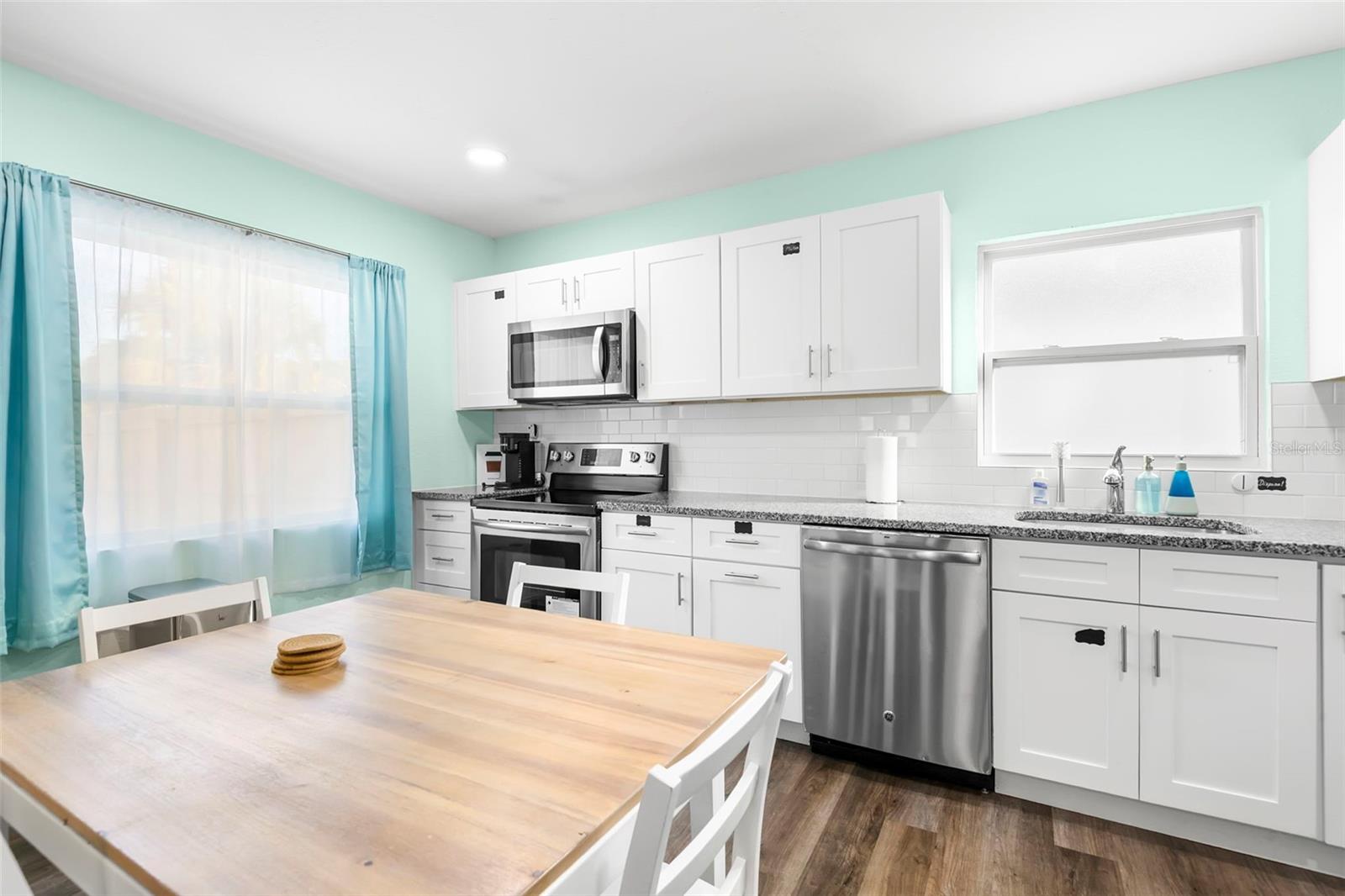 1613 N MARTIN LUTHER KING JR AVE — photo 3