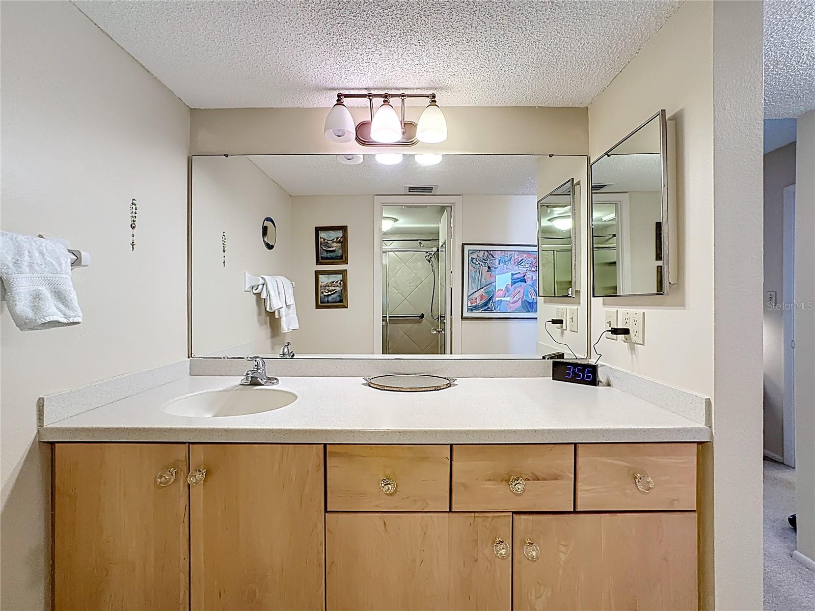 6415 MIDNIGHT PASS RD #705 — photo 28