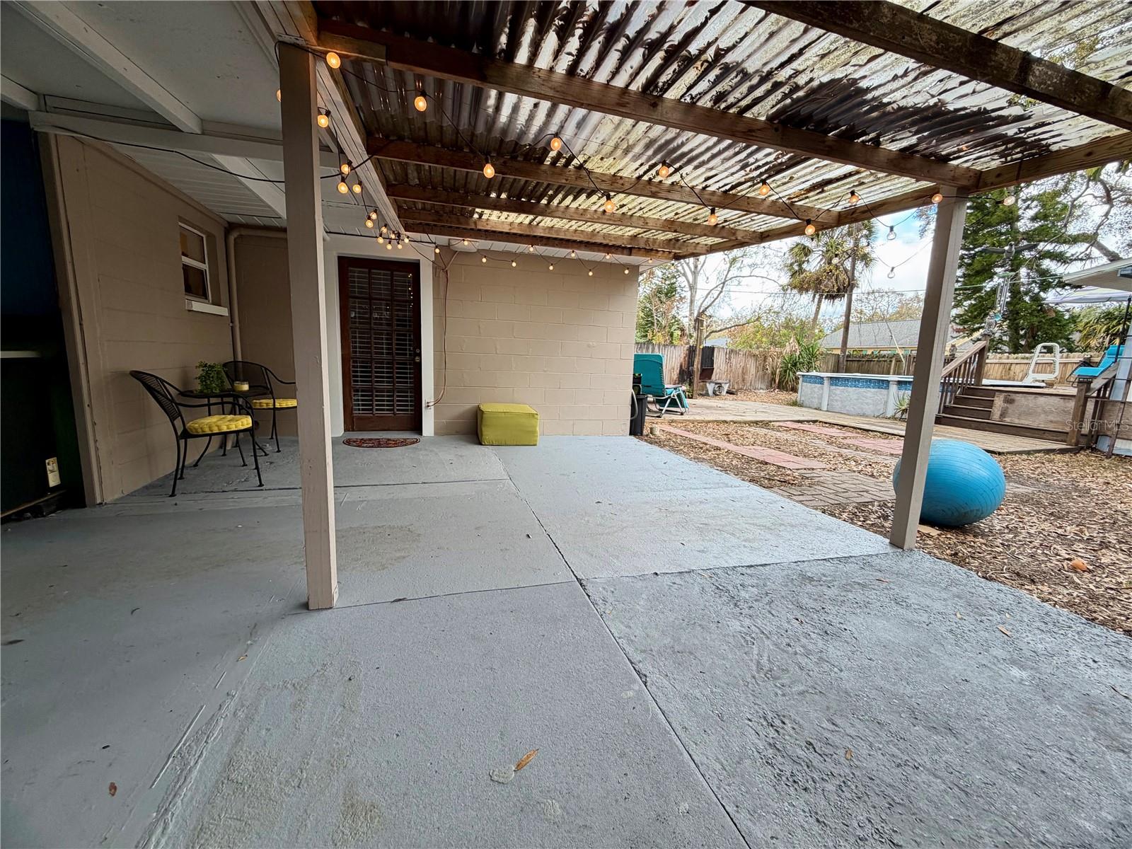 403 W CHELSEA ST — photo 45