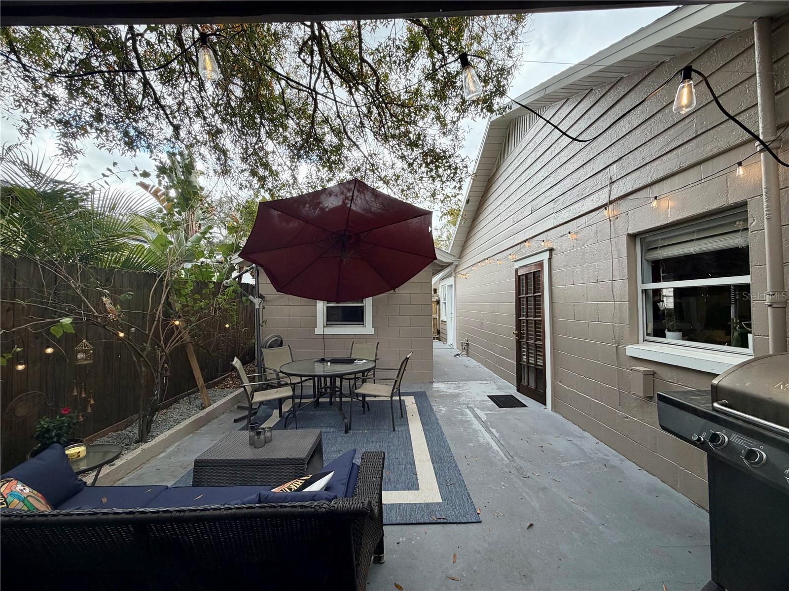 403 W CHELSEA ST — photo 40