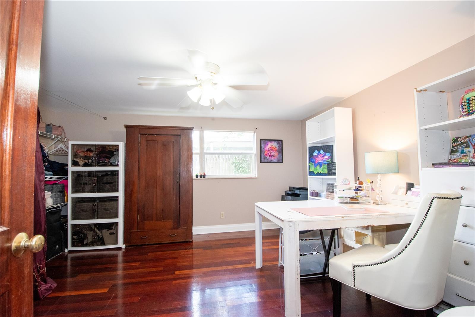 403 W CHELSEA ST — photo 27