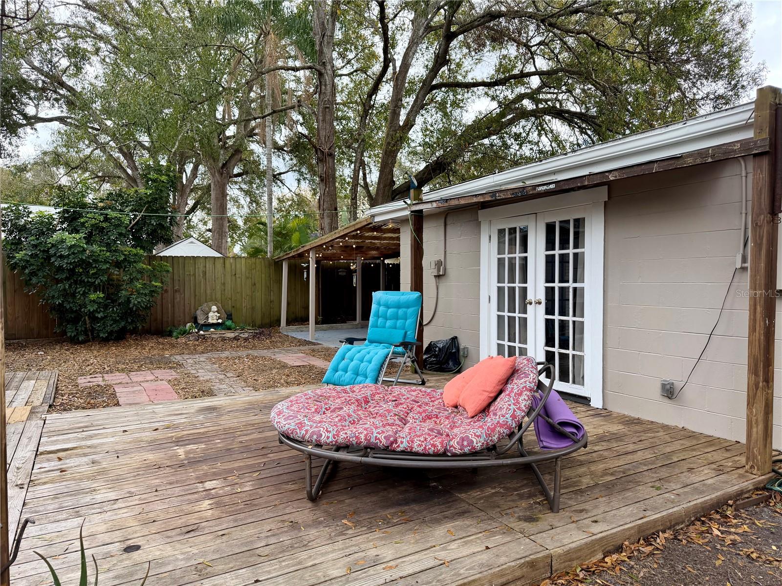 403 W CHELSEA ST — photo 48