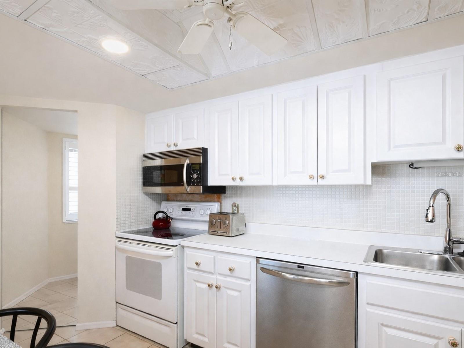 1770 BENJAMIN FRANKLIN DR #206 — photo 9