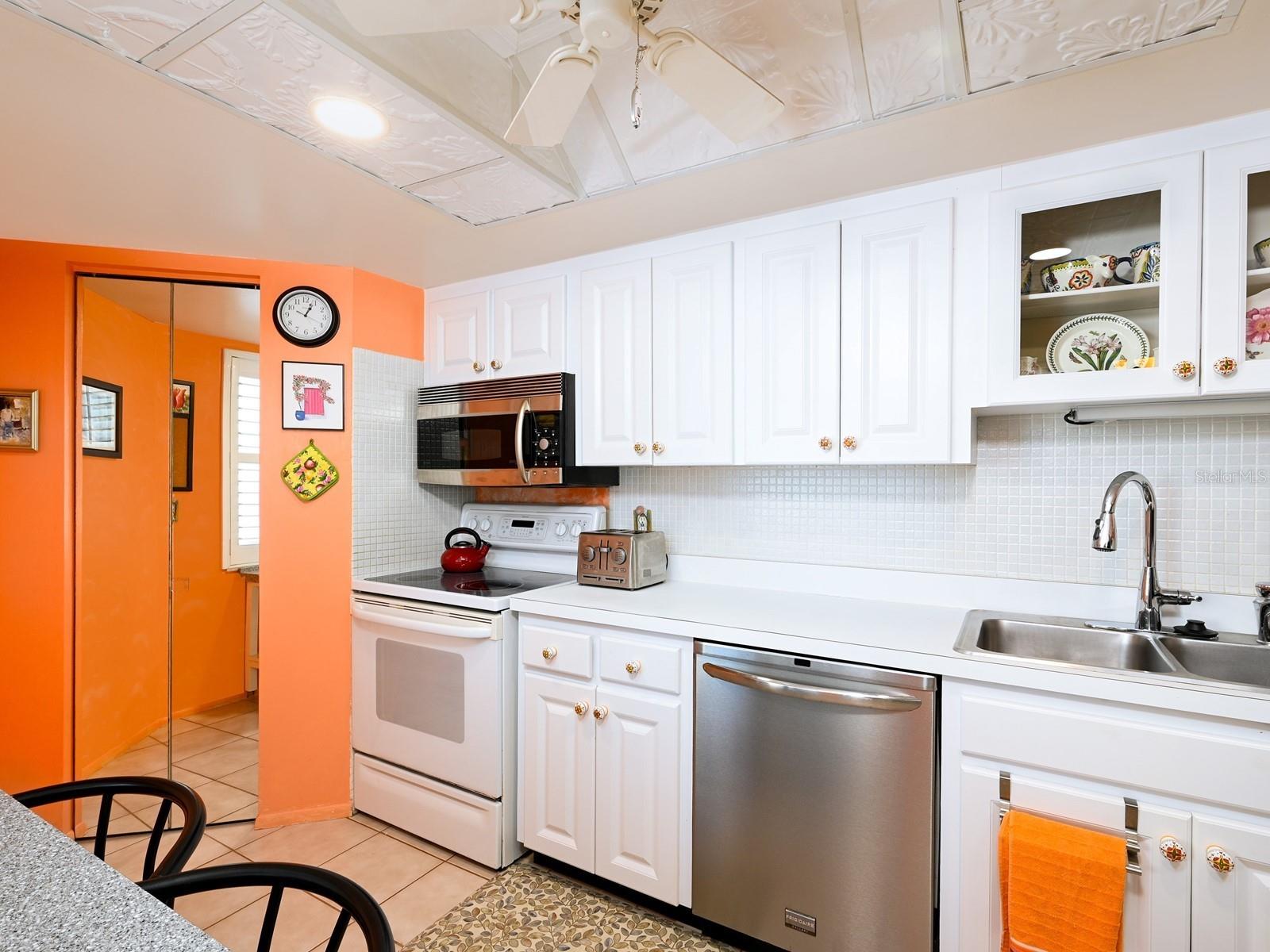 1770 BENJAMIN FRANKLIN DR #206 — photo 10