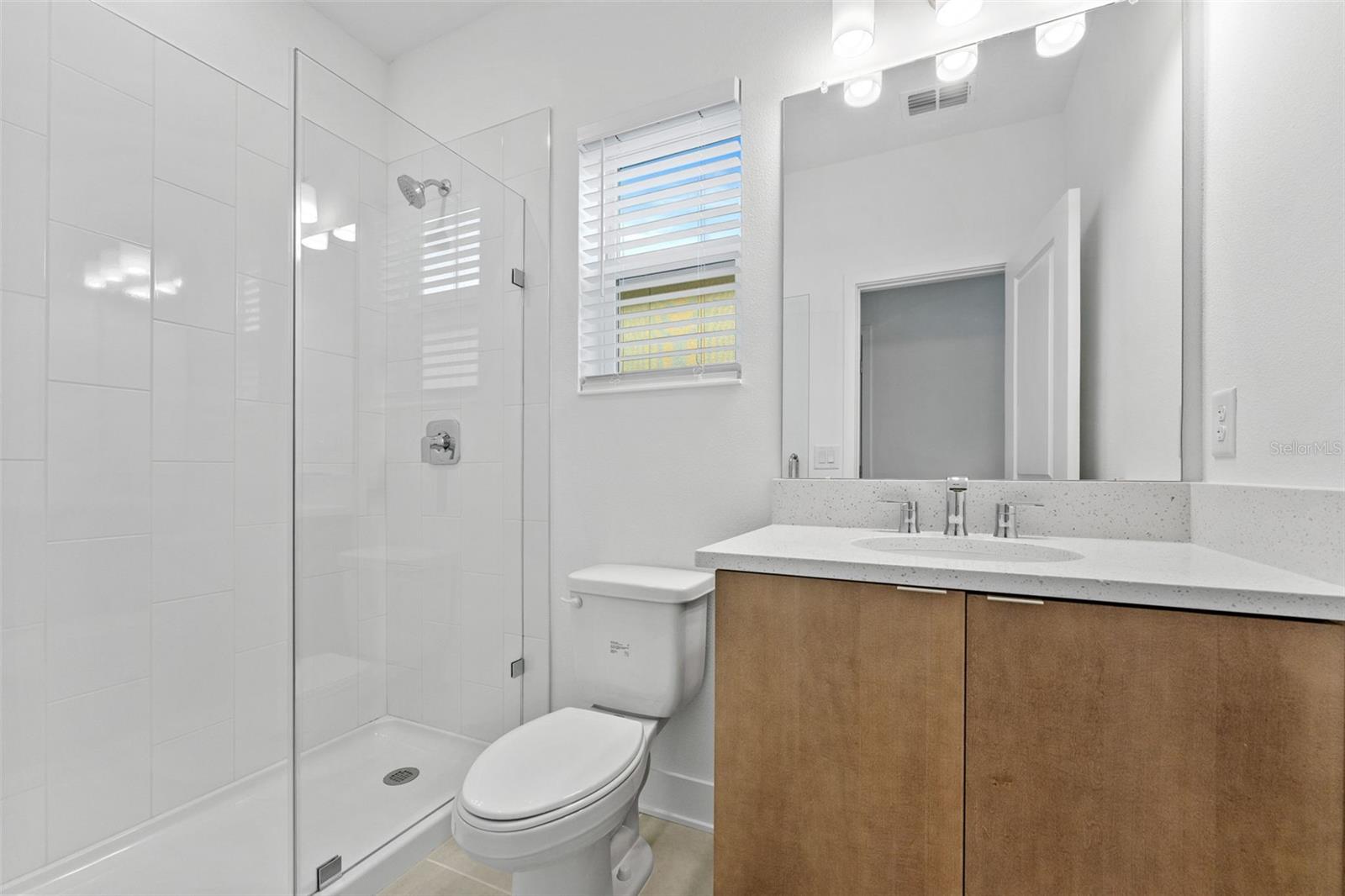 1922 W FIG ST #2 — photo 14