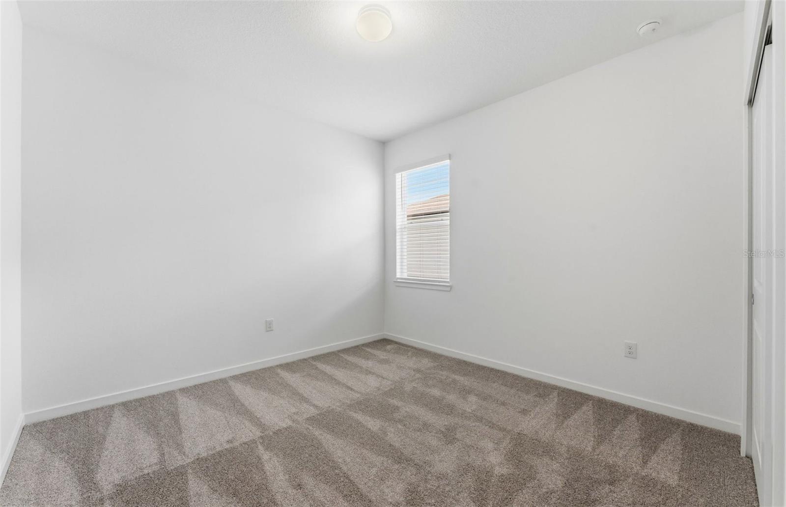 9738 AUTUMN RIDGE AVE — photo 14