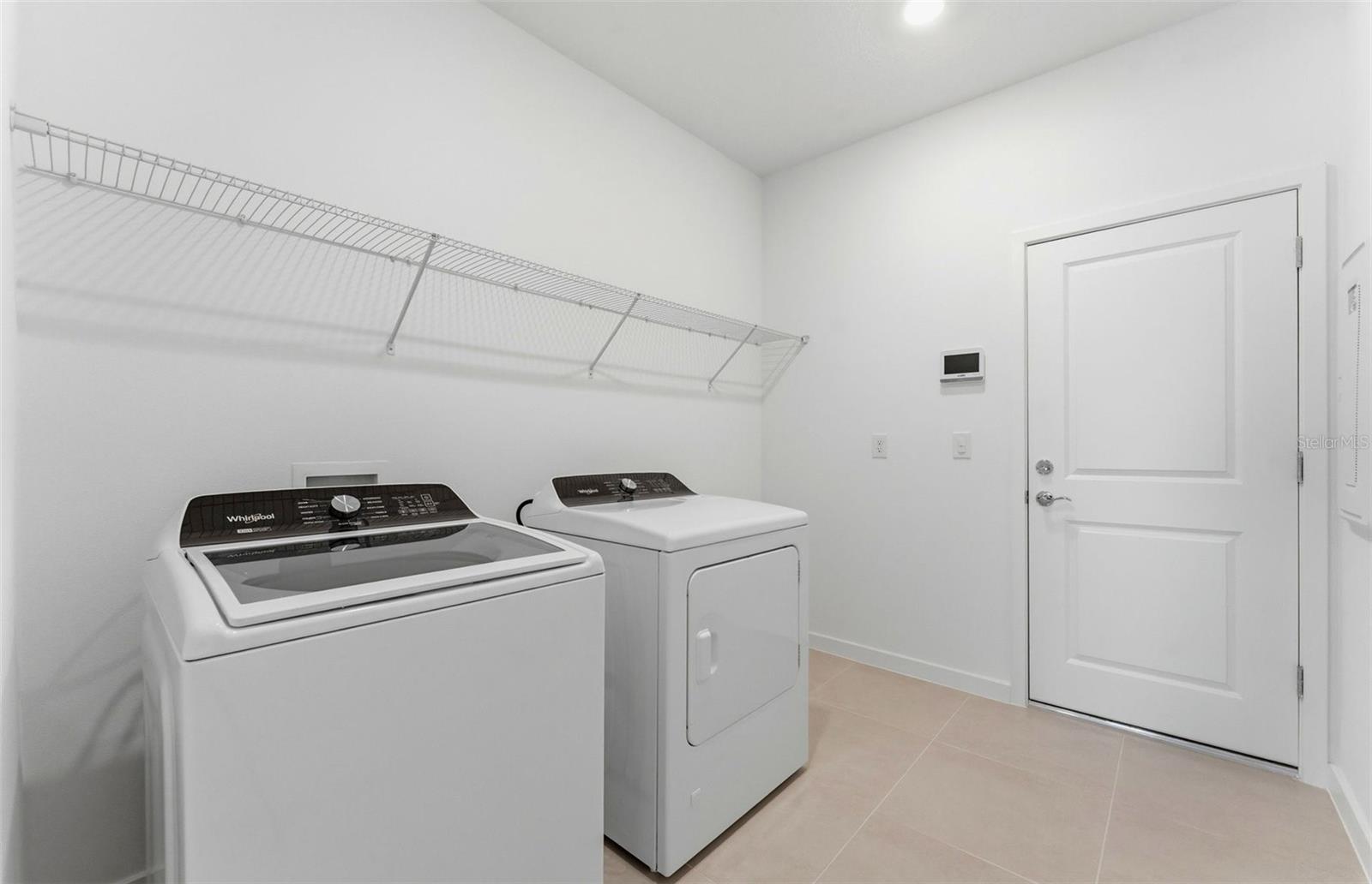 9738 AUTUMN RIDGE AVE — photo 17