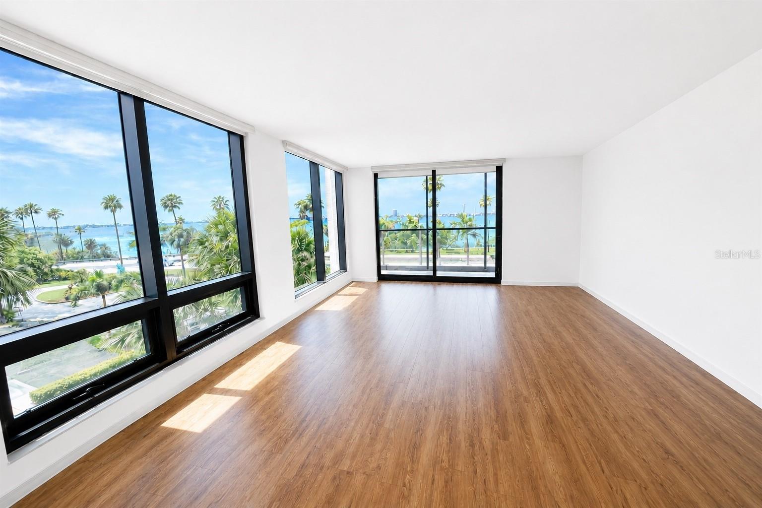 707 S GULFSTREAM AVE #307 — photo 2