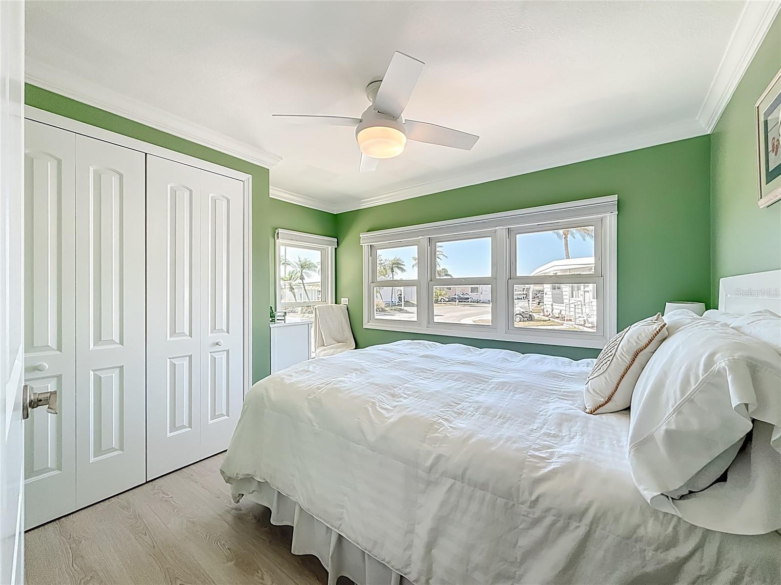 10101 N LAKE DR #89 — photo 29